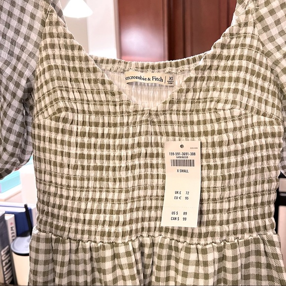 Short Sleeve Smocked Midi Dress (sold out in stores!) - Picture 5 of 7